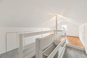 Loft Room- click for photo gallery